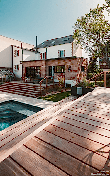 création de terrasse bois et pierre naturelle à Rennes